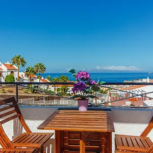  Apartment With Ocean View In